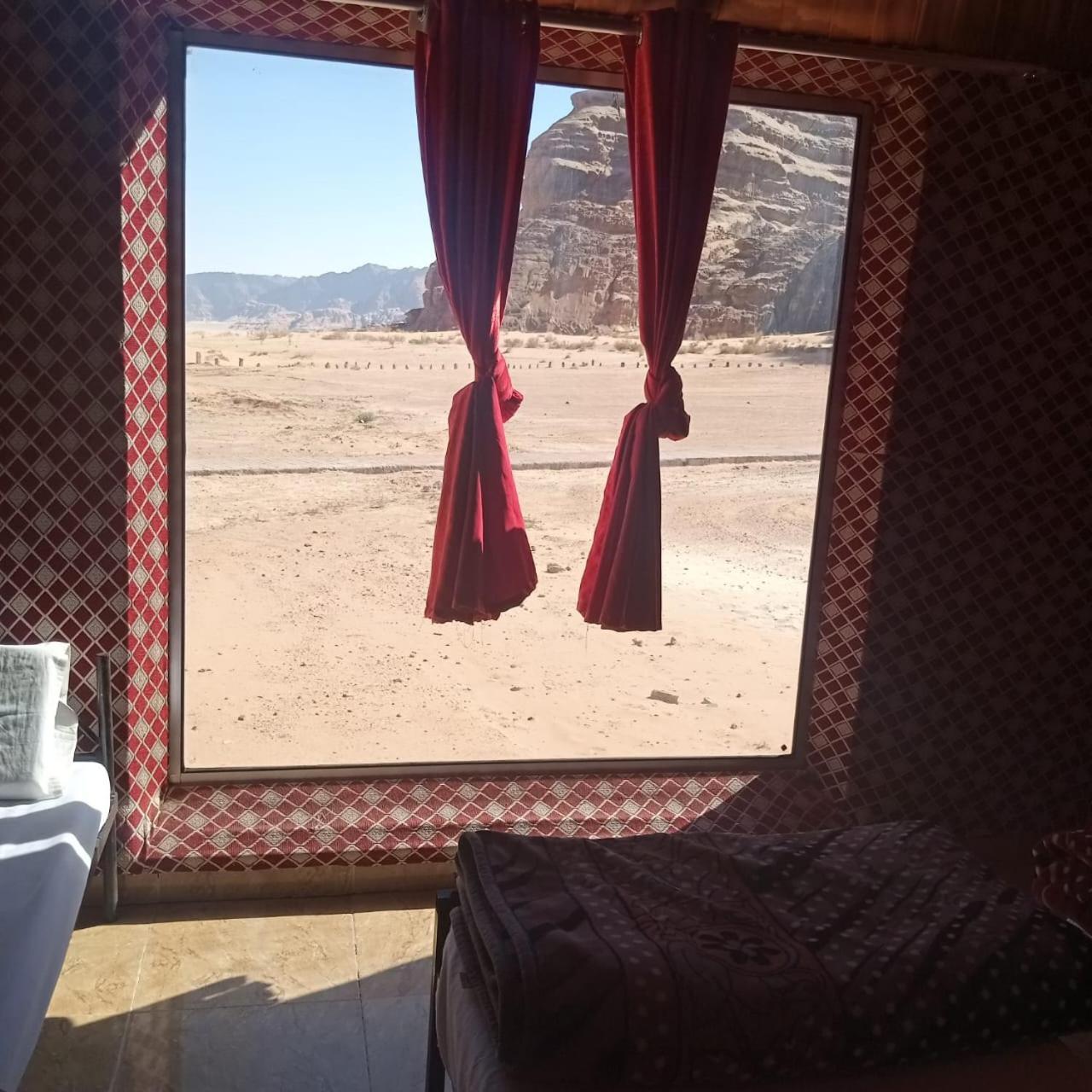 Sunrise Luxury Camp Hotel Wadi Rum Exterior photo