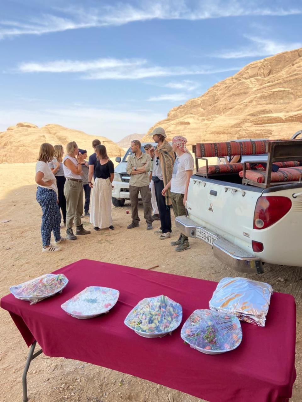 Sunrise Luxury Camp Hotel Wadi Rum Exterior photo