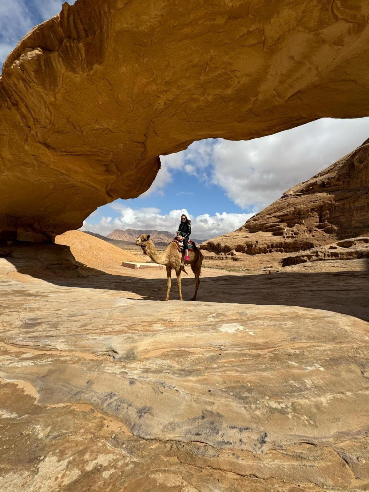 Sunrise Luxury Camp Hotel Wadi Rum Exterior photo