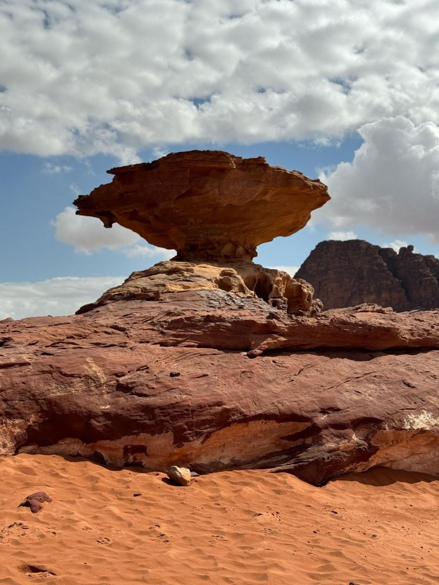 Sunrise Luxury Camp Hotel Wadi Rum Exterior photo