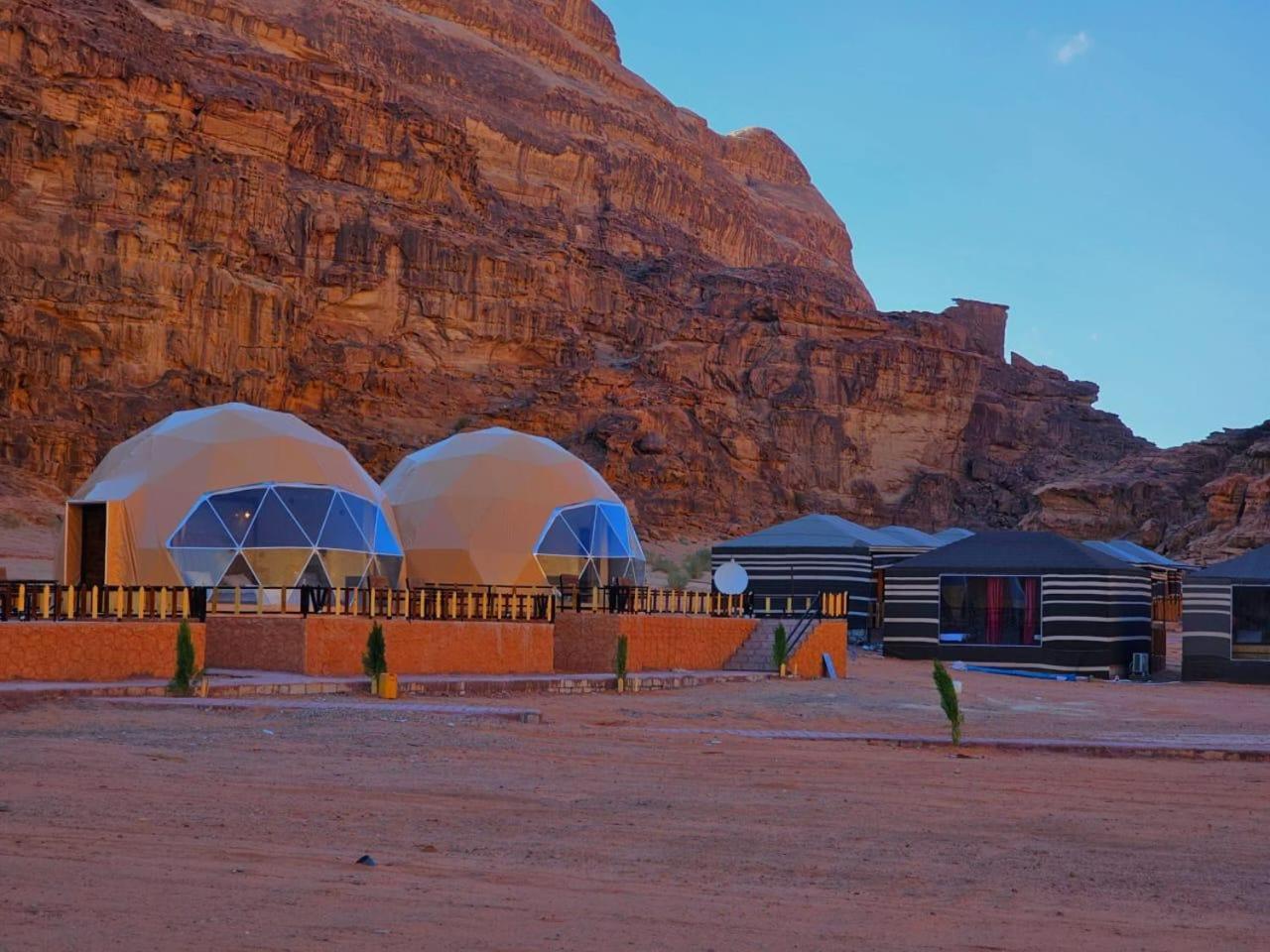 Sunrise Luxury Camp Hotel Wadi Rum Exterior photo
