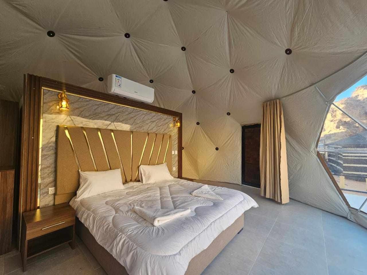 Sunrise Luxury Camp Hotel Wadi Rum Exterior photo