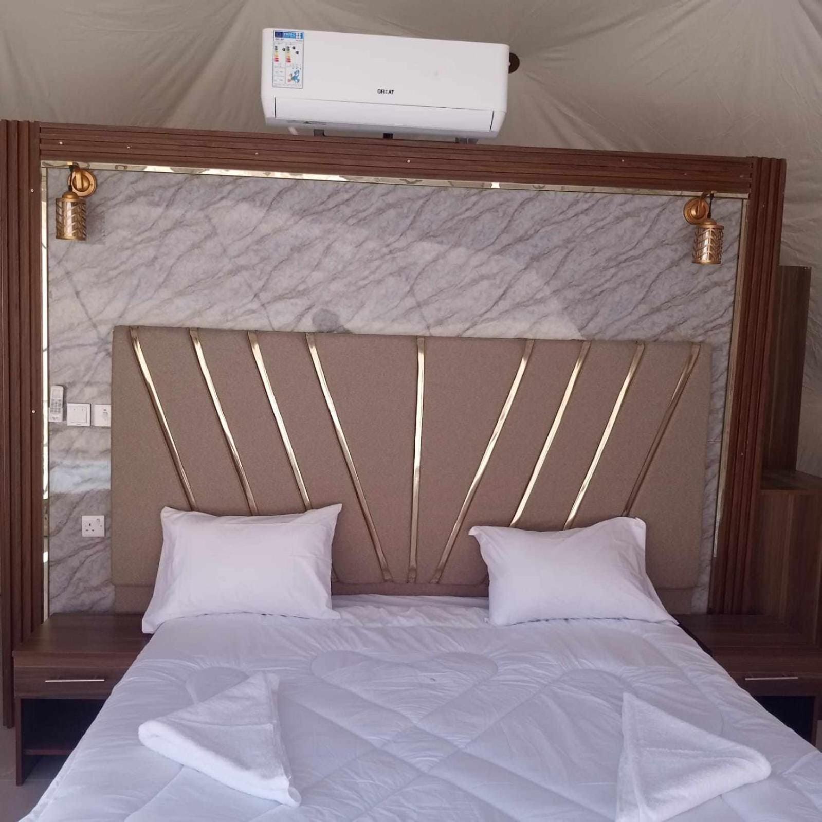 Sunrise Luxury Camp Hotel Wadi Rum Exterior photo